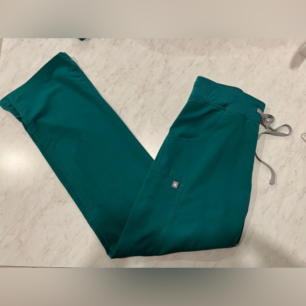 Figs Cargo Scrub Pants